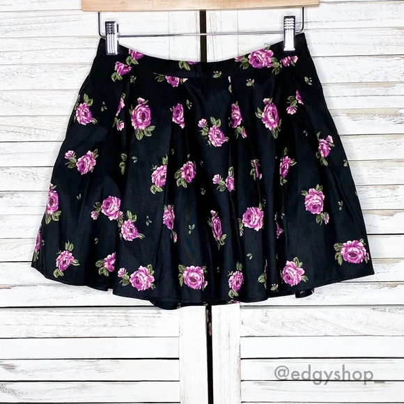 Forever 21 | Floral Pleated Tulle Mini Skirt - Picture 1 of 6